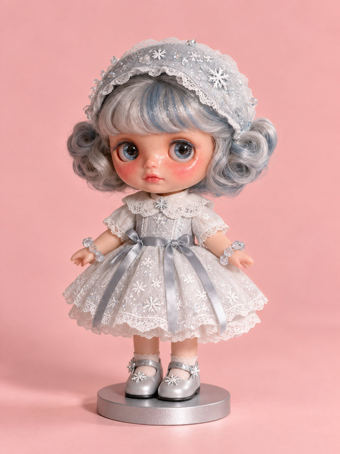 Maple Whisper — Autumn-Inspired Collectible Doll